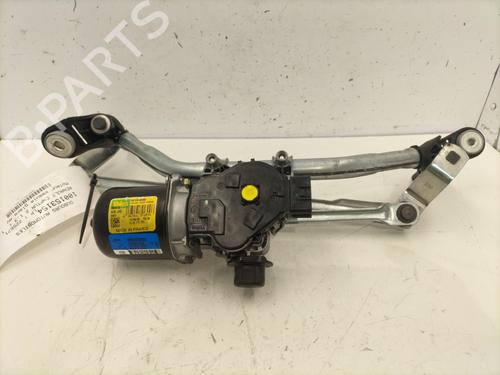 Used Front wiper motor RENAULT CAPTUR II (HF_) TCe 130 (HFMF) (131 hp) 23829130