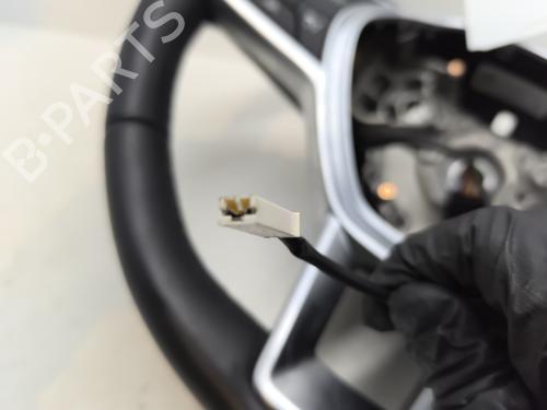 Used Steering wheel Steering wheel RENAULT ARKANA I (LCM_, LDN_) 1.6 E-TECH 145 (LDMU) (143 hp) 29193868 29193868