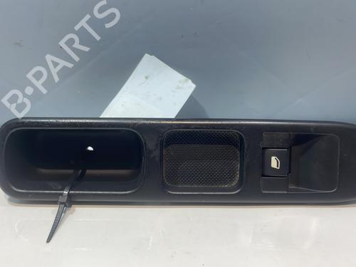 Used Right front window switch CITROËN C3 Picasso (SH_) 1.6 HDI 90 (92 hp) 30378965