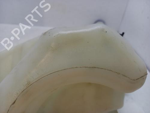 windscreen-washer-tank-citroen-c4-picasso-i-mpv-ud_-2006-2007-2008-2009-2010-2011-2012-2013-2014-2015-31621756 main image
