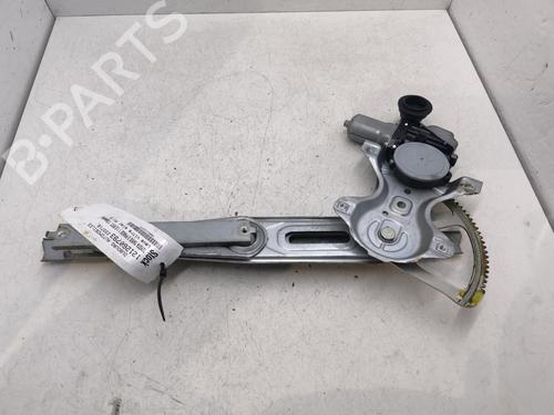 Elevalunas delantero izquierdo TOYOTA YARIS (_P13_) 1.0 (KSP130_, KSP130) (69 hp) 32360155