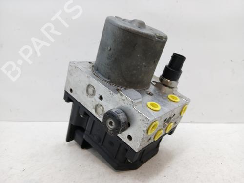 Used ABS pump JAGUAR X-TYPE I Estate (X400) 2.2 D (155 hp) 29833877