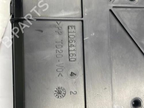 Fuse box PEUGEOT 208 I (CA_, CC_) 1.2 VTI 82 | BP22831242E1 