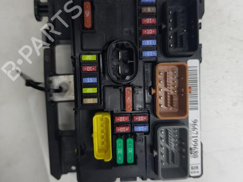 Used Fuse box CITROËN C3 Picasso (SH_) 1.2 THP 110 (SHHNZ6) (110 hp) 26642418