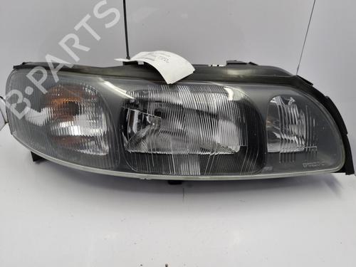 Used Right headlight Right headlight VOLVO S60 I (384) 2.4 D (130 hp) 22826810 22826810