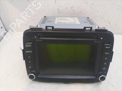Used Display monitor KIA CARENS IV 1.7 CRDi (136 hp) 28482199