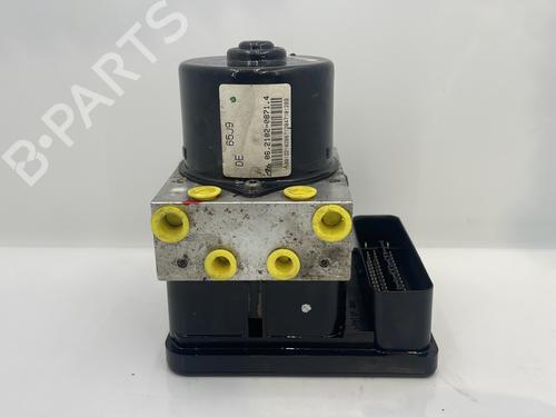 Módulo de ABS SUZUKI GRAND VITARA II (JT, TE, TD) 1.9 DDiS All-wheel Drive (JT419, TD44, JB419WD, JB419XD,... (129 hp) 31271805