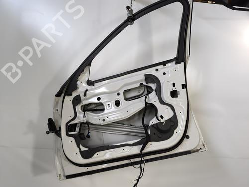 Used Right front door Right front door 28718440 28718440