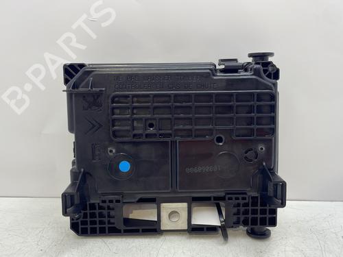 Fuse box CITROËN C3 II (SC_) 1.6 BlueHDi 75 | BP28718412E1