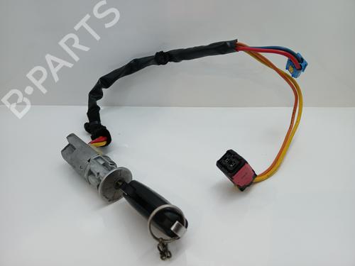 Ratlås/Tændingslås CITROËN XSARA (N1) 1.9 D (70 hp) 30647499