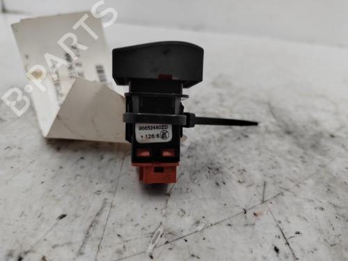 Used Warning switch Warning switch PEUGEOT 3008 I MPV (0U_) 1.6 BlueHDi 120 (120 hp) 22832046 22832046