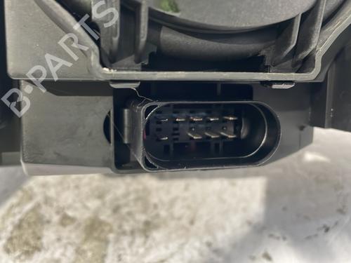 Right headlight AUDI A4 B7 (8EC) 2.0 TDI 16V | BP25287567C29 