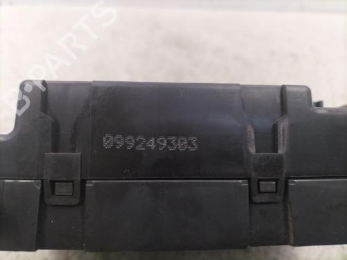 Used Fuse box Fuse box 23905766 23905766