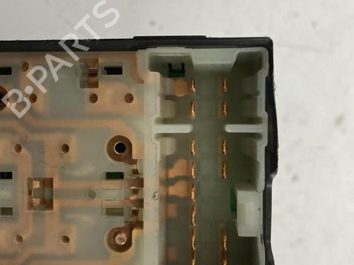 Used Left front window switch Left front window switch NISSAN MICRA III (K12) 1.5 dCi (86 hp) 22816902 22816902
