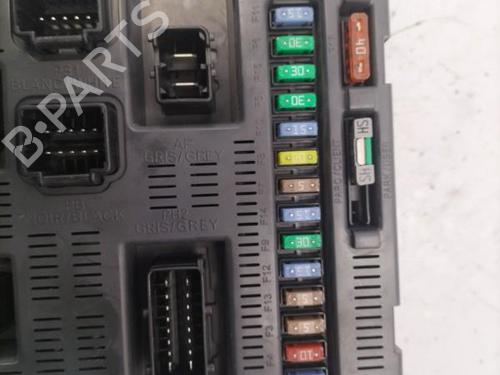 Used Fuse box Fuse box CITROËN C2 (JM_) 1.1 (60 hp) 22832496 22832496