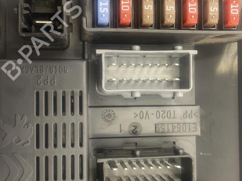 Fuse box PEUGEOT 208 I (CA_, CC_) 1.2 VTI 82 | BP22830192E1 