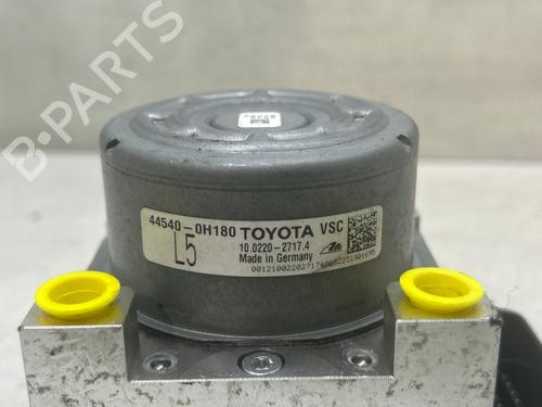 abs-pump-toyota-aygo-x-_b7_-2022-40516380 main image