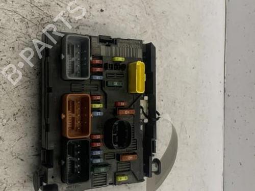 Fuse box PEUGEOT 307 (3A/C) 2.0 HDi 135 | BP22834424E1 