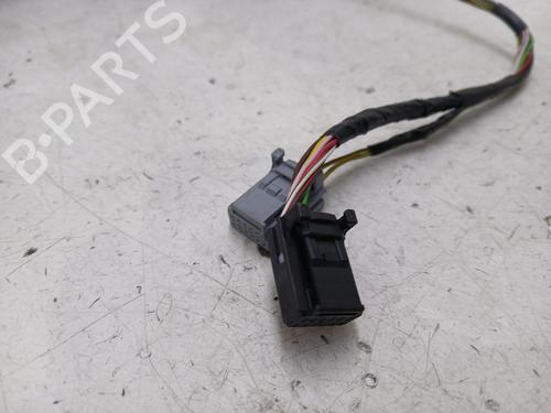 left-mirror-renault-megane-iv-hatchback-b9amn_-2015-36803974 main image