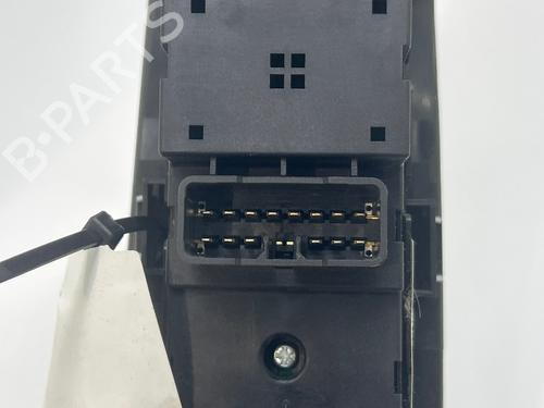 Used Left front window switch Left front window switch 38326216 38326216