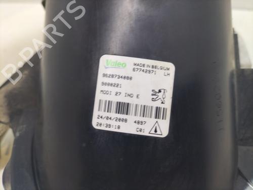 Venstre foran tåkelykt PEUGEOT 206 Hatchback (2A/C) 1.4 HDi eco 70 | BP30451034C30