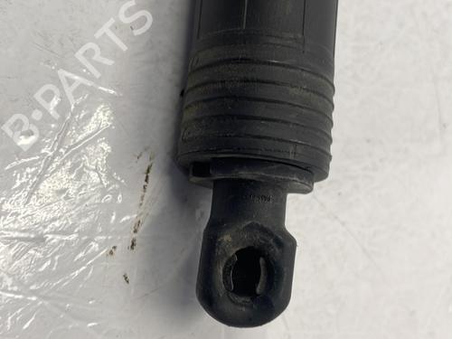 tailgate-lift-support-porsche-cayenne-92a-2010-2011-2012-2013-2014-2015-2016-2017-2018-25280322 main image