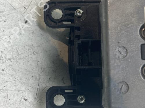 Switch BMW X3 (F25) sDrive 18 d | BP38196197I30 - Image 2