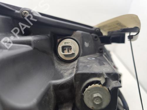 Used Left headlight TOYOTA AVENSIS Estate (_T27_) 2.2 D-4D (ADT271_, ADT271R) (150 hp) 31062266