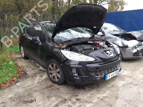 Fuse box PEUGEOT 308 I (4A_, 4C_) 1.6 16V | BP25477823E1 