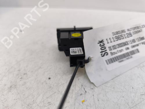 Switch DS DS 3 / DS 3 CROSSBACK (UR_, UC_, UJ_) 1.5 BlueHDi 100 (UCYHYJ) | BP29438754I30 