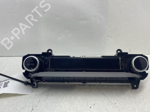 climate-control-toyota-yaris-_p21_-_pa1_-_ph1_-2020-37732296 main image