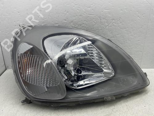 Used Right headlight TOYOTA YARIS (_P1_) 1.4 D-4D (NLP10_, NLP10R) (75 hp) 32313744