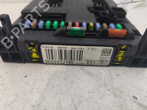 Used Fuse box Fuse box CITROËN C3 II (SC_) 1.4 HDi 70 (SC8HZC, SC8HR0, SC8HP4) (68 hp) 27924385 27924385