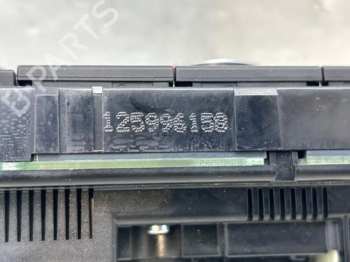 Used Climate control Climate control VW GOLF VI (5K1) 1.6 TDI (90 hp) 35937052 35937052