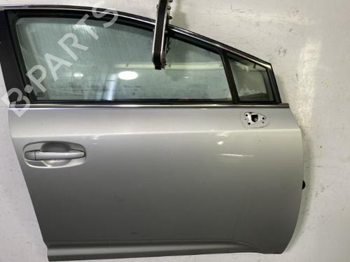 Used Right front door TOYOTA AVENSIS Saloon (_T27_) 2.2 D-4D (ADT271_, ADT271R) (150 hp) 22845347