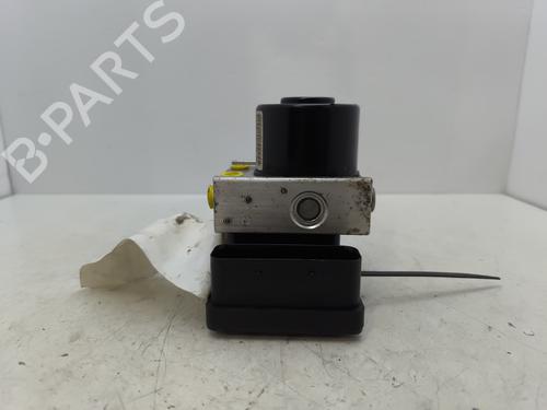 Abs pomp TOYOTA YARIS (_P9_) 1.4 D-4D (NLP90_, NLP90R) (90 hp) 30450929