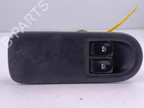 Used Switch Switch RENAULT CLIO III (BR0/1, CR0/1) 1.5 dCi (C/BR0G, C/BR1G) (68 hp) 22818716 22818716