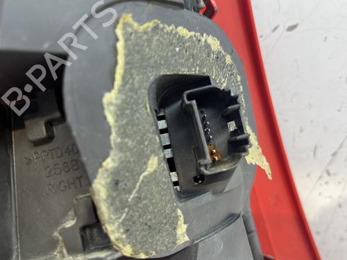 Right taillight PEUGEOT 107 (PM_, PN_) 1.0 | BP28277605C35 