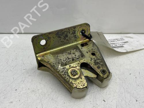Used Tailgate lock PEUGEOT 205 II (20A/C) 1.1 (60 hp) 31271751