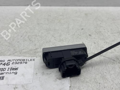 warning-switch-ford-mondeo-iii-b5y-2000-2001-2002-2003-2004-2005-2006-2007-31799894 main image