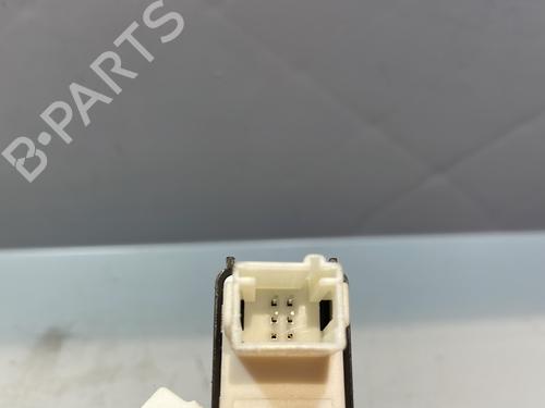 Used Right rear window switch Right rear window switch PEUGEOT 2008 II (UD_, US_, UY_, UJ_, UR_, UC_) e-2008 (UKZKXZ) (136 hp) 28973635 28973635