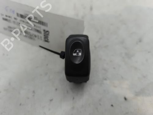 Used Right front window switch RENAULT SCÉNIC I MPV (JA0/1_, FA0_) 1.6 (JA00, JA16, JA15, JA19, JA1V, JA2B, JA2C, JA0B,... (107 hp) 30378938