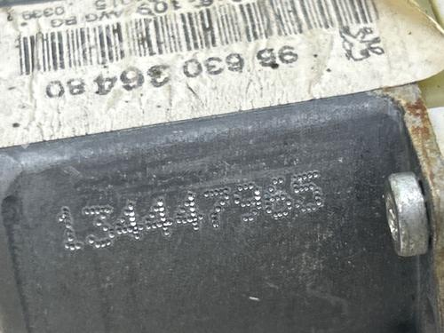 Used Front left window mechanism Front left window mechanism PEUGEOT 407 (6D_) 2.0 HDi 135 (6DRHRH, 6DRHRE, 6DRHRG, 6DRHRJ) (136 hp) 40443272 40443272