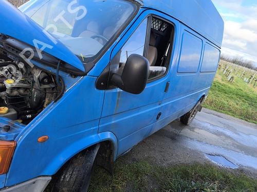 Brugte FORD TRANSIT Van (E_ _) 2.5 DI (EAL, EAS) 4418348