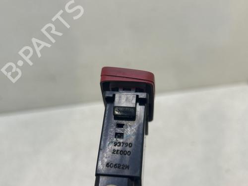 Warning switch HYUNDAI TUCSON (JM) 2.0 CRDi | BP37660785I22 - Image 4