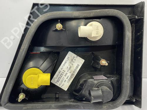 Used Left tailgate light Left tailgate light PEUGEOT 806 (221) 2.0 16V (136 hp) 22830206 22830206