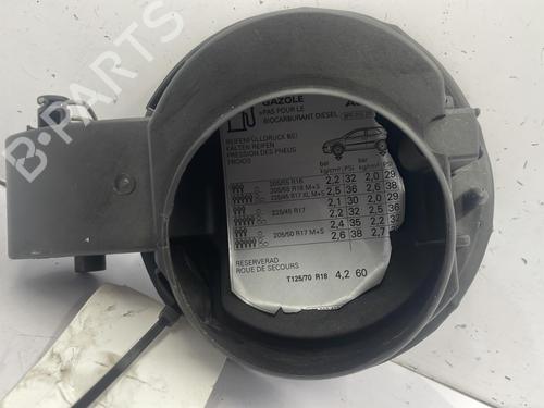 Używane Klapa wlewu paliwa AUDI A3 (8P1) 1.9 TDI (105 hp) 22842016