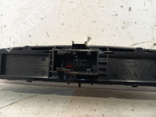 Warning switch PEUGEOT 308 I (4A_, 4C_) 1.6 HDi | BP24468936I22 