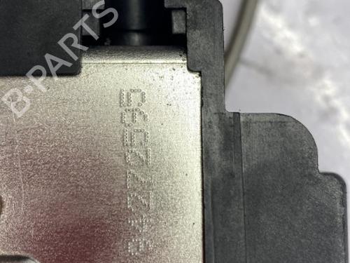 Rear right lock NISSAN NOTE (E11, NE11) 1.4 | BP22843028C99 