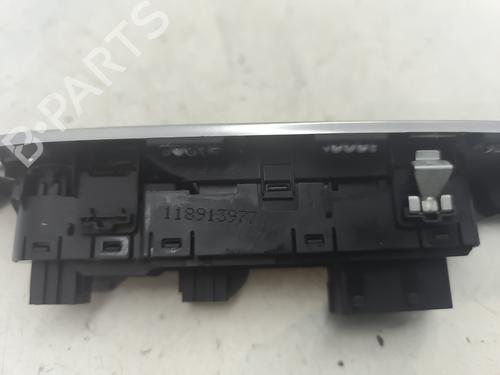 Left front window switch PEUGEOT 5008 II (MC_, MJ_, MR_, M4_) 1.5 BlueHDi 130 (MCYHZJ, MCYHZR, MCYHZX) | BP33205914I27 - Image 4